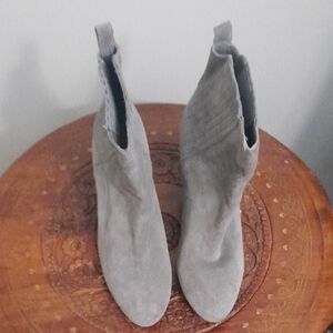 Women's Gray Suede Heeled Ankle Boots